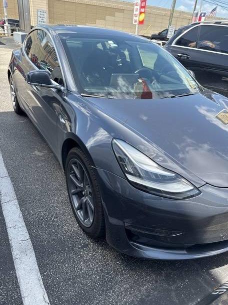 TESLA MODEL 3 2018 5YJ3E1EA8JF052971 image